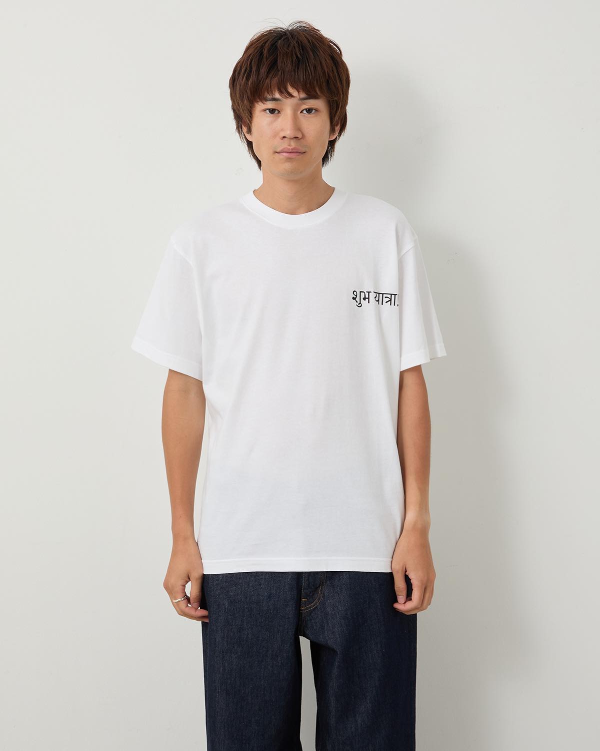 T-shirts(Ruins)/ photo by Isao Nishiyama