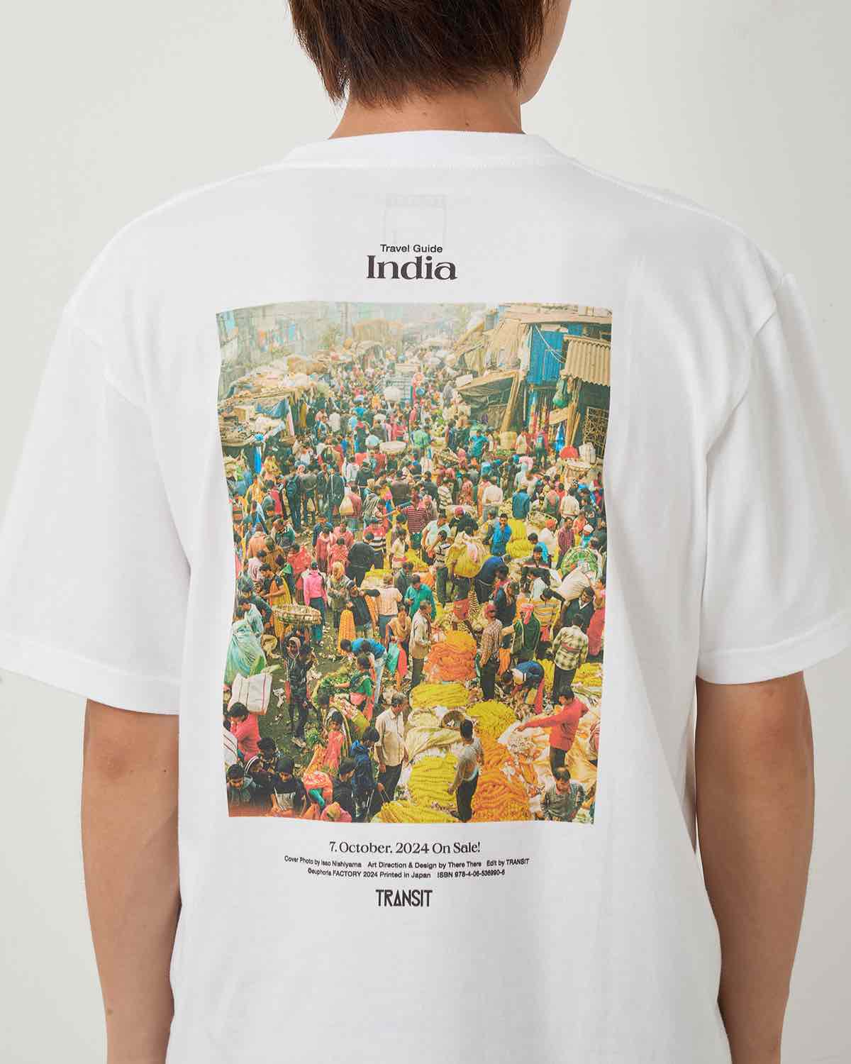 T-shirts(Flower Market)/ photo by Isao Nishiyama