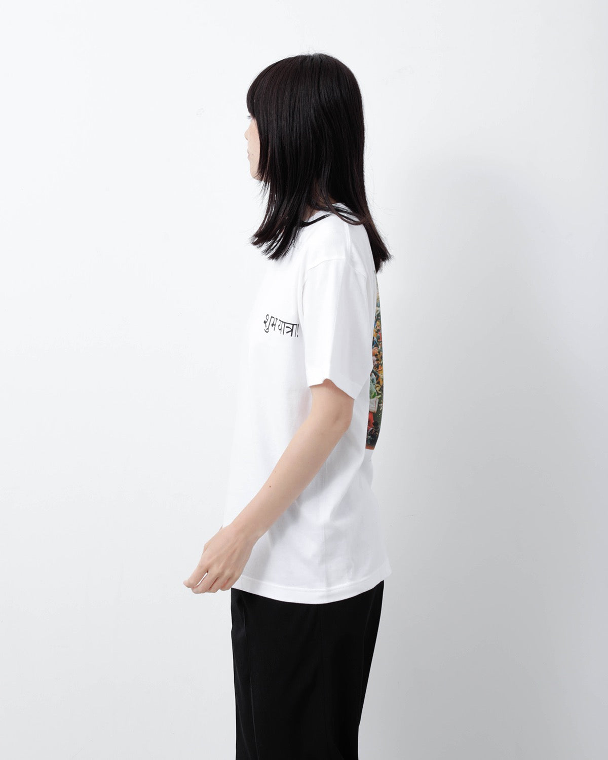 T-shirts(Flower Market)/ photo by Isao Nishiyama