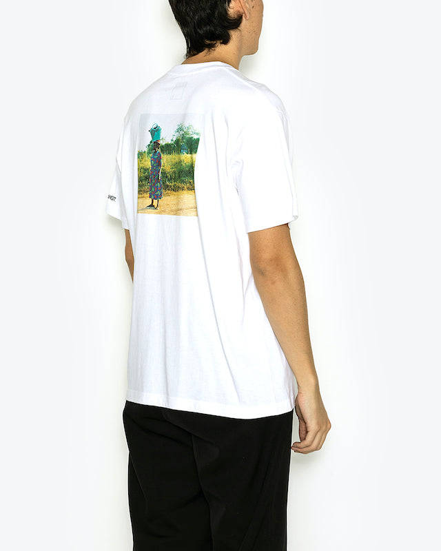 T-shirts(African woman)/ photo by 田尾沙織