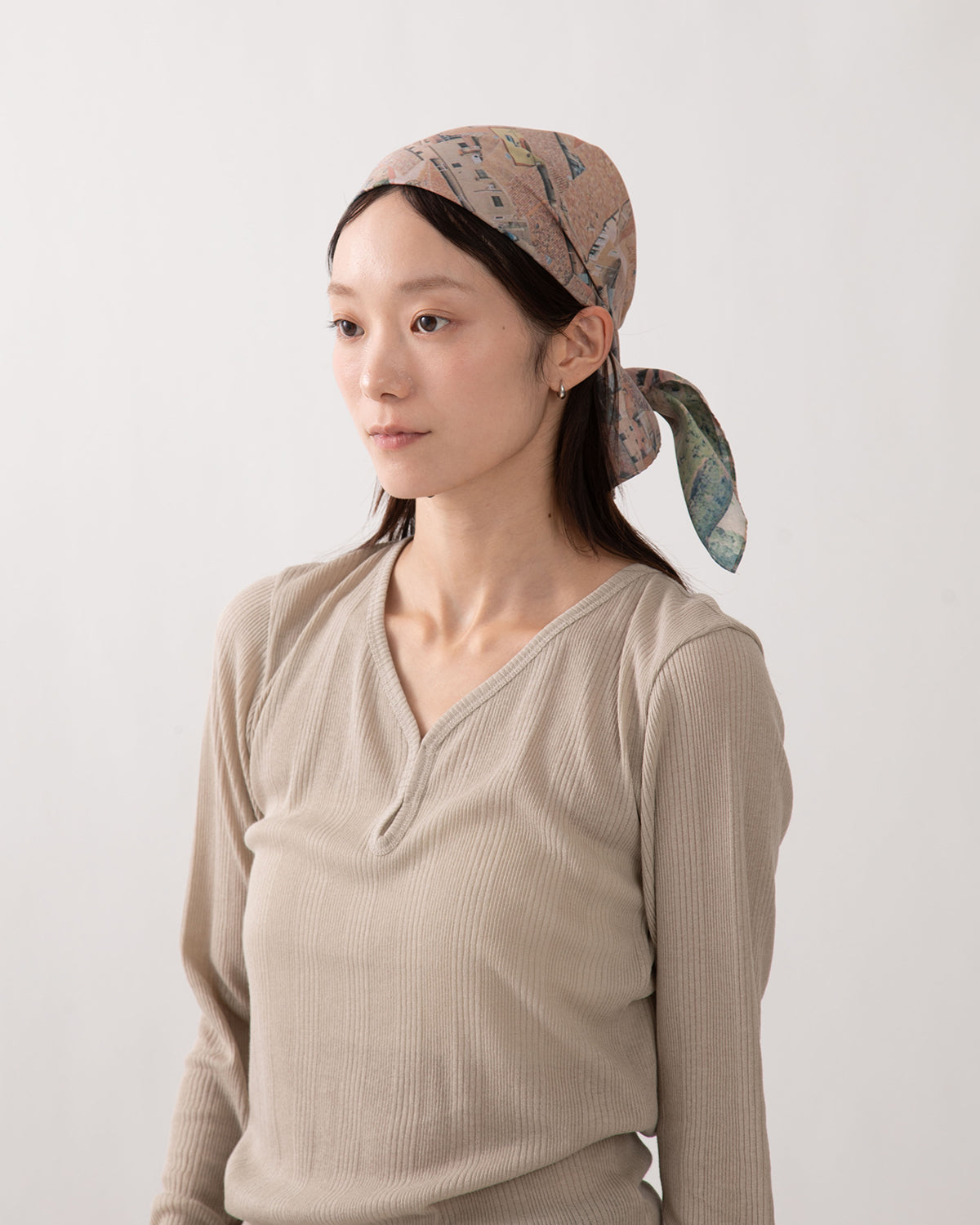 TRANSIT SPAIN BIG BANDANA / photo by Isao Nishiyama
