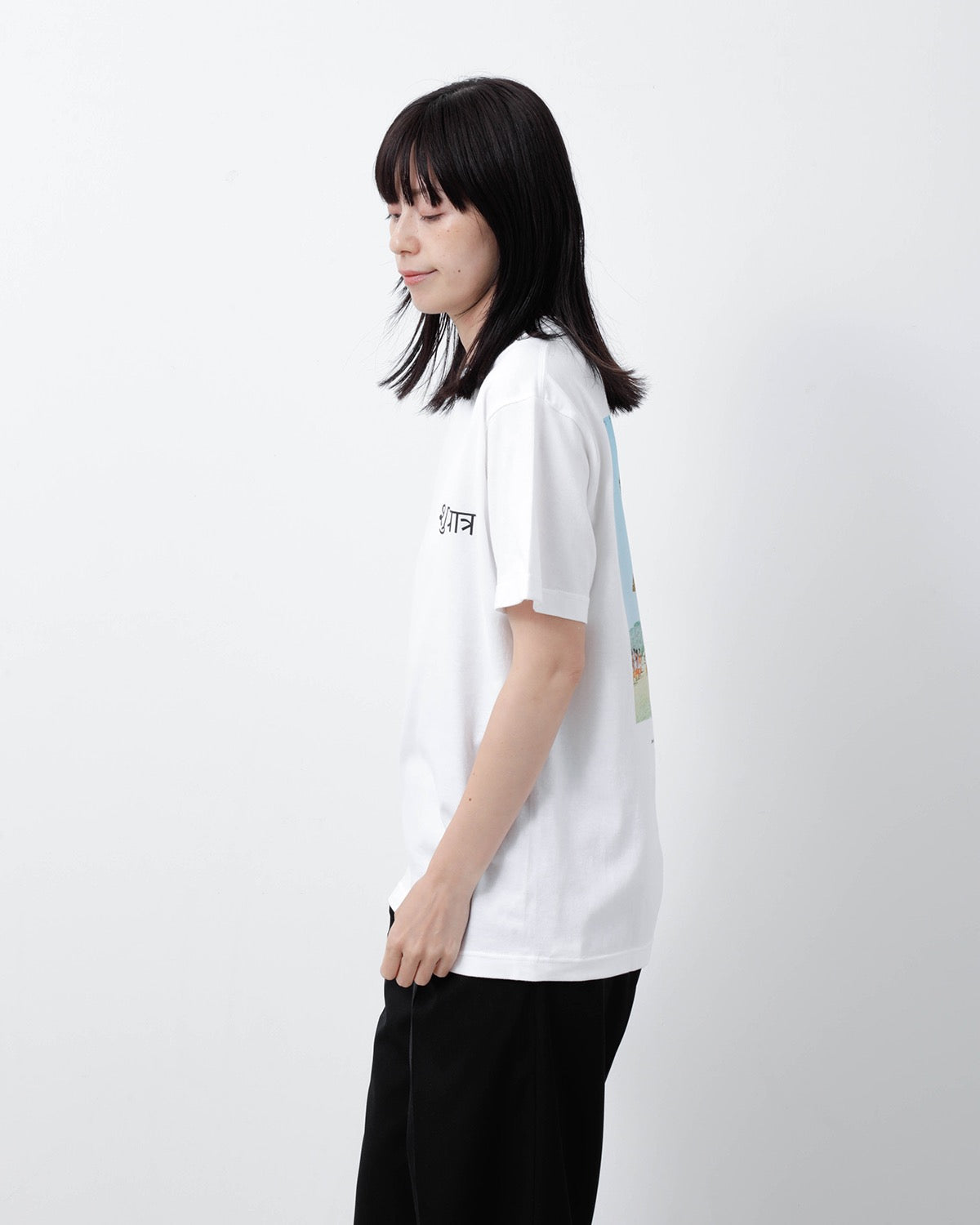 T-shirts（Ruins）/ photo by Isao Nishiyama