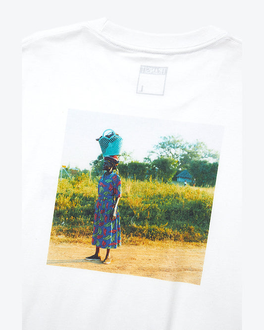 T-shirts（African woman）/ photo by 田尾沙織